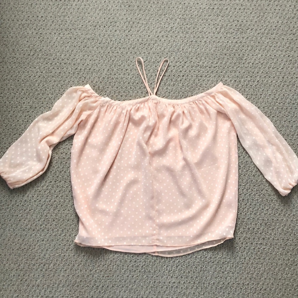 Vici cold shoulder top in blush polka dot